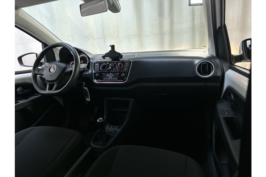 56104984-1.jpg
