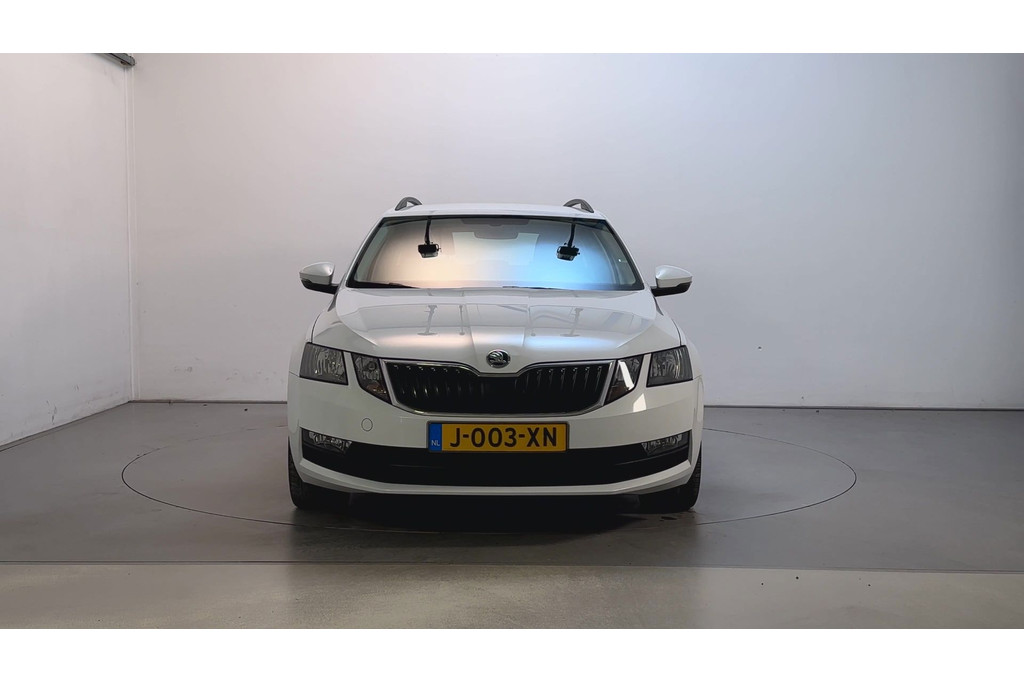 56164814-15.jpg