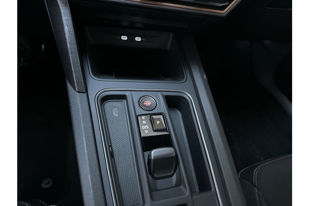 56199107-22.jpg