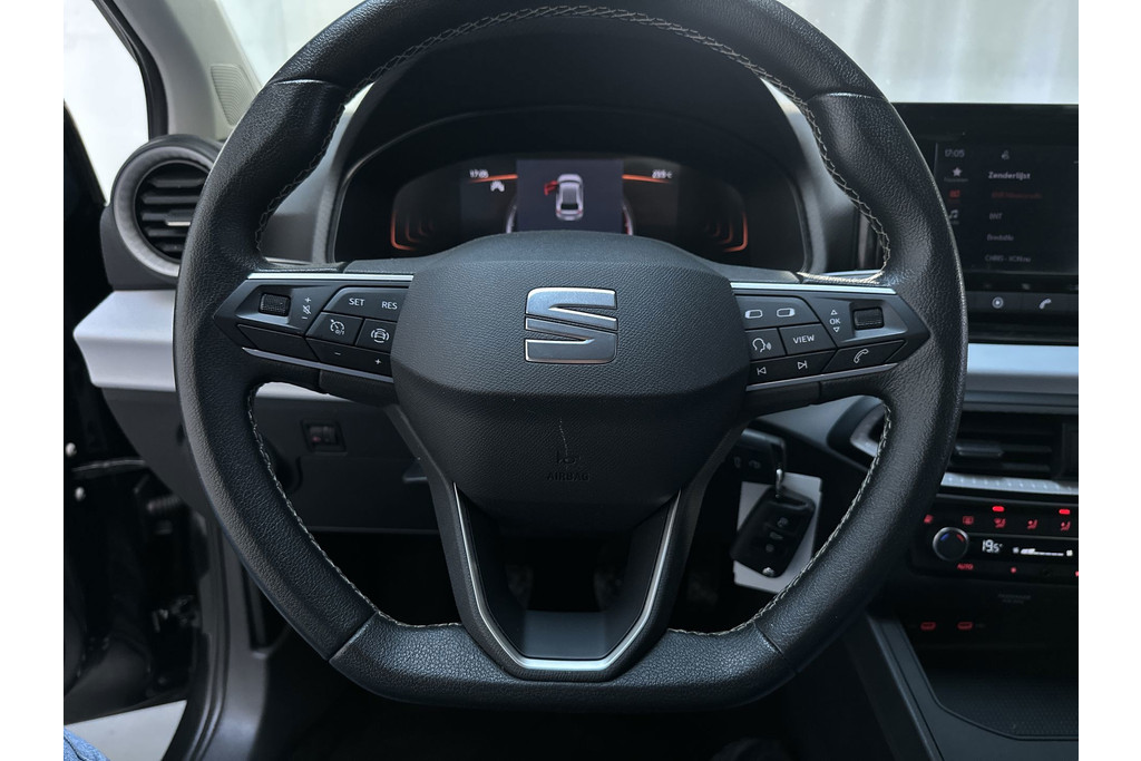 56206584-4.jpg