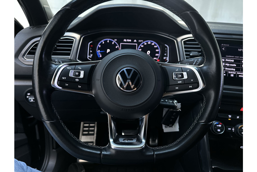 56334924-6.jpg