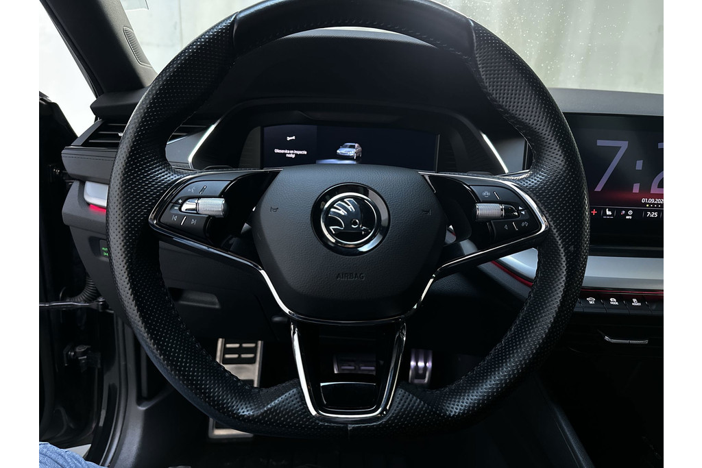 56359670-10.jpg