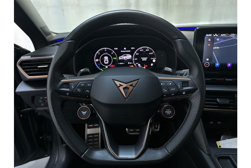 56367344-4.jpg