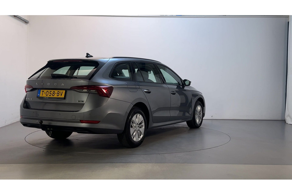 56400655-2.jpg