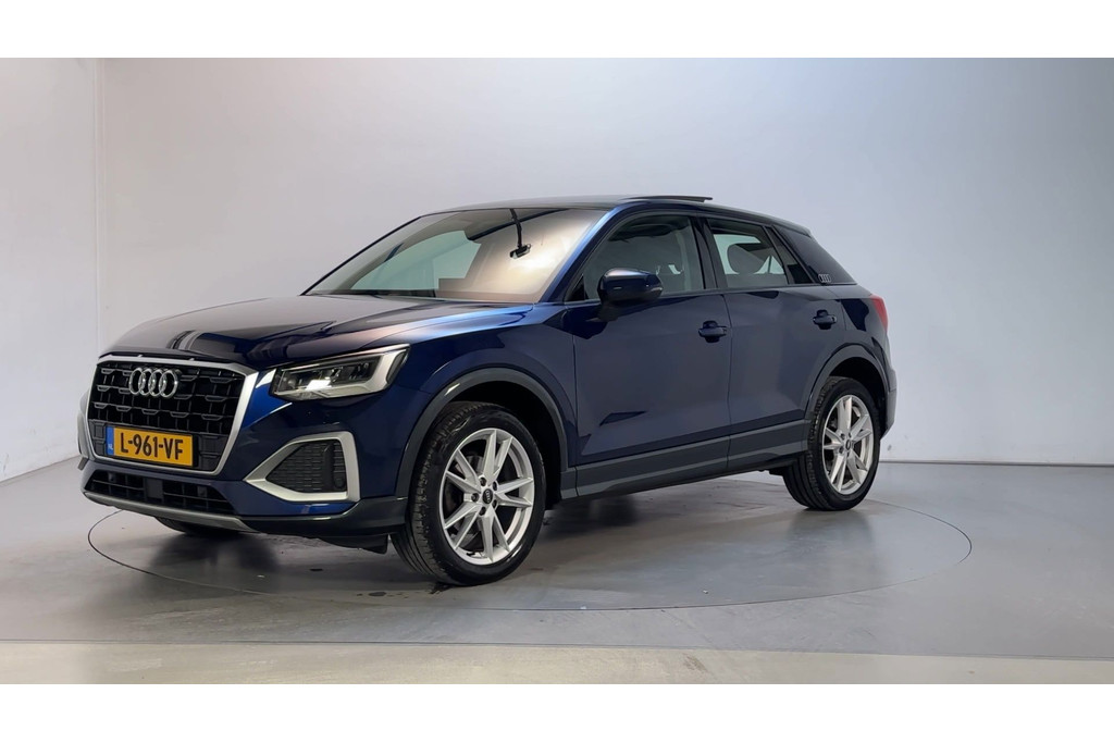 56512734-7.jpg