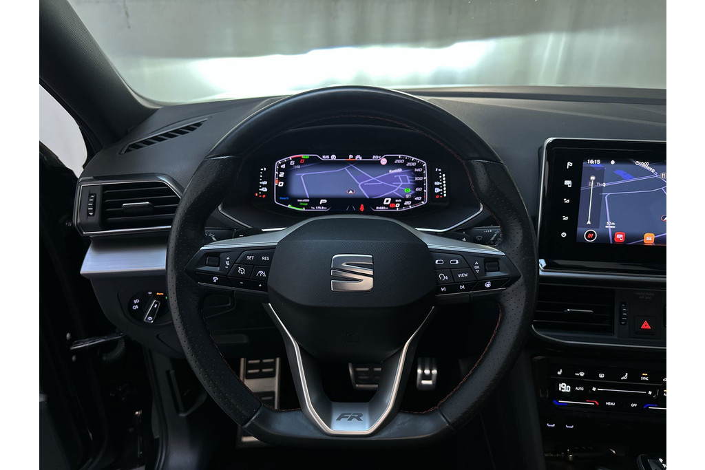 56580762-6.jpg