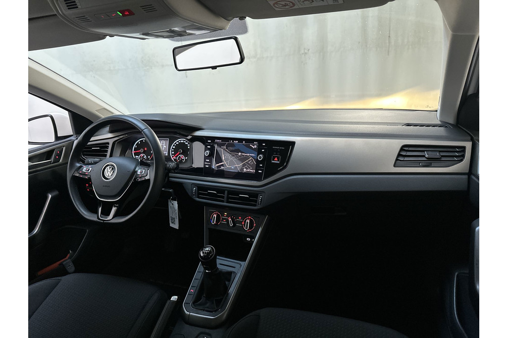 56636168-1.jpg