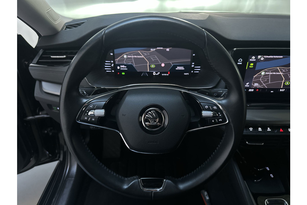 56852649-6.jpg
