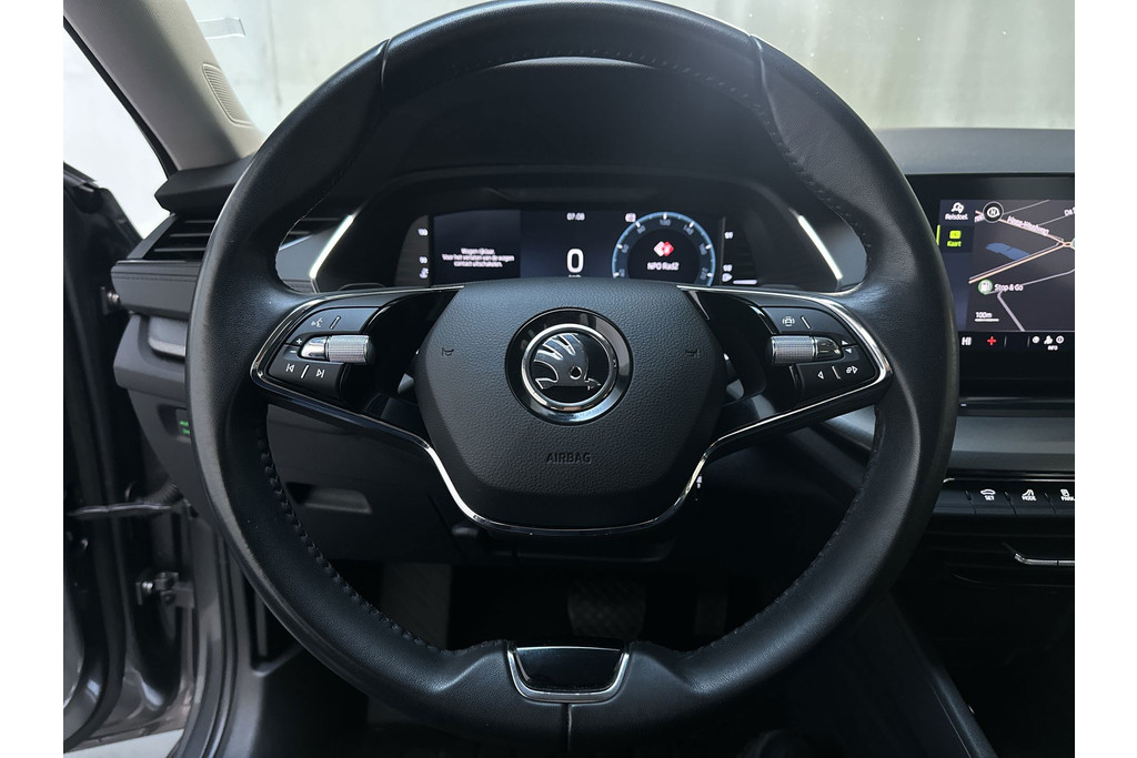 56871488-4.jpg