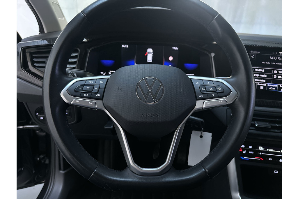 56965939-4.jpg