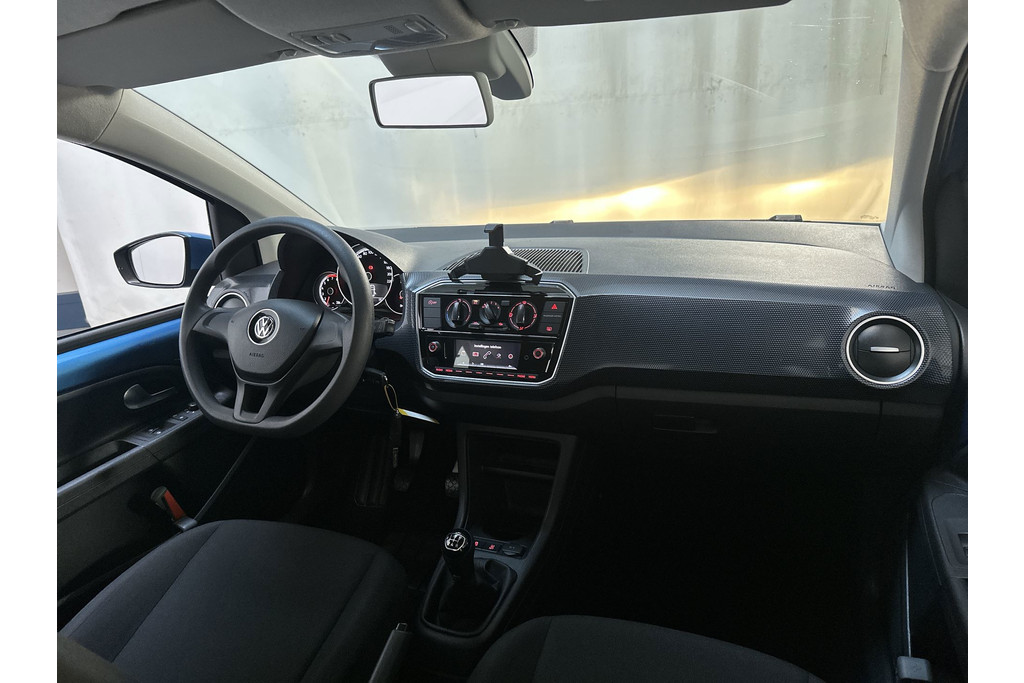 57002815-1.jpg