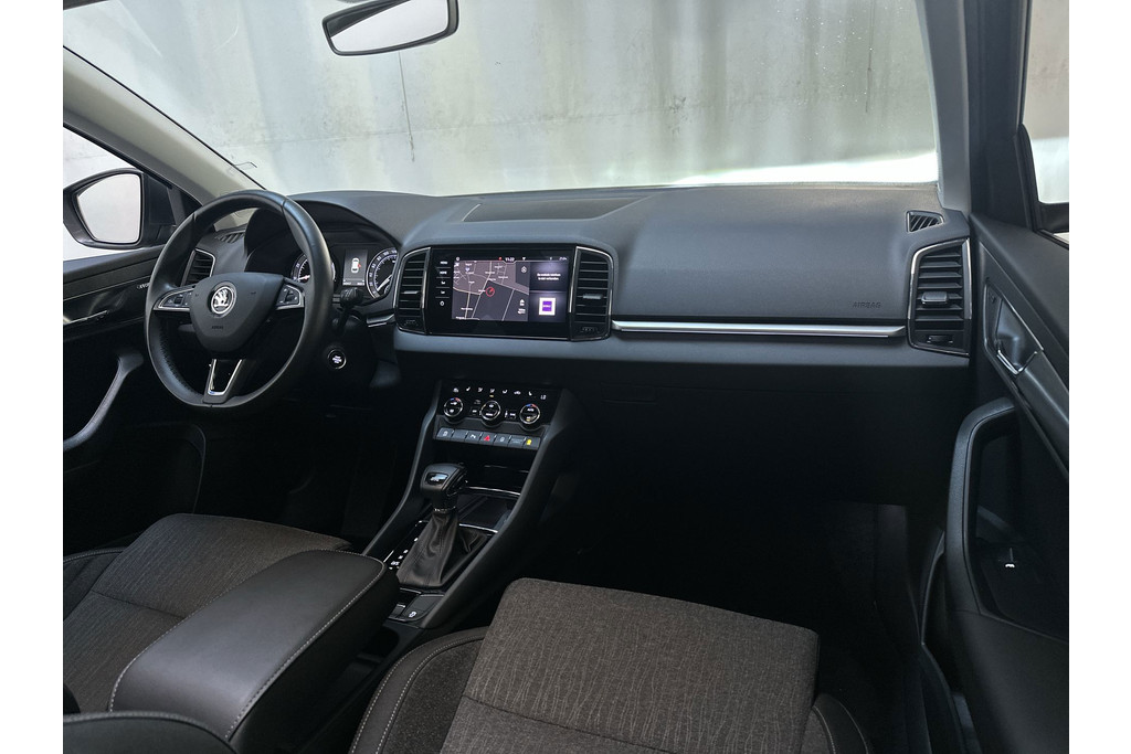 57009140-1.jpg