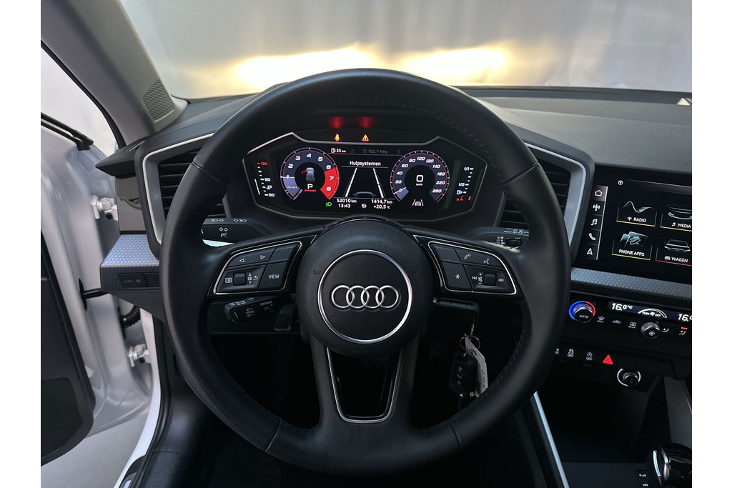 57015343-6.jpg