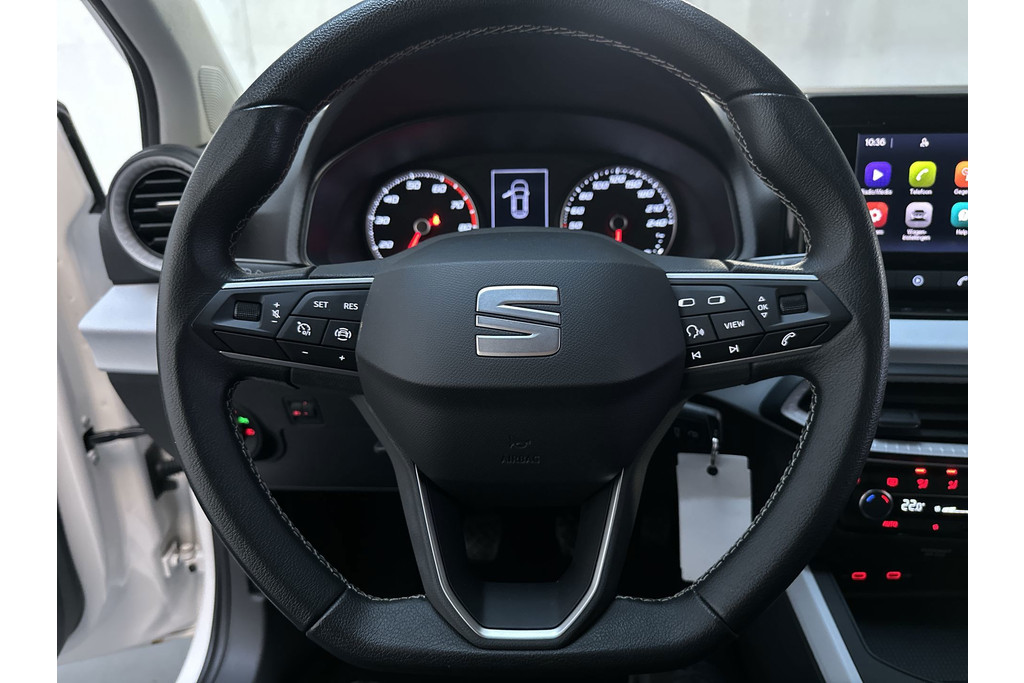 57095083-4.jpg