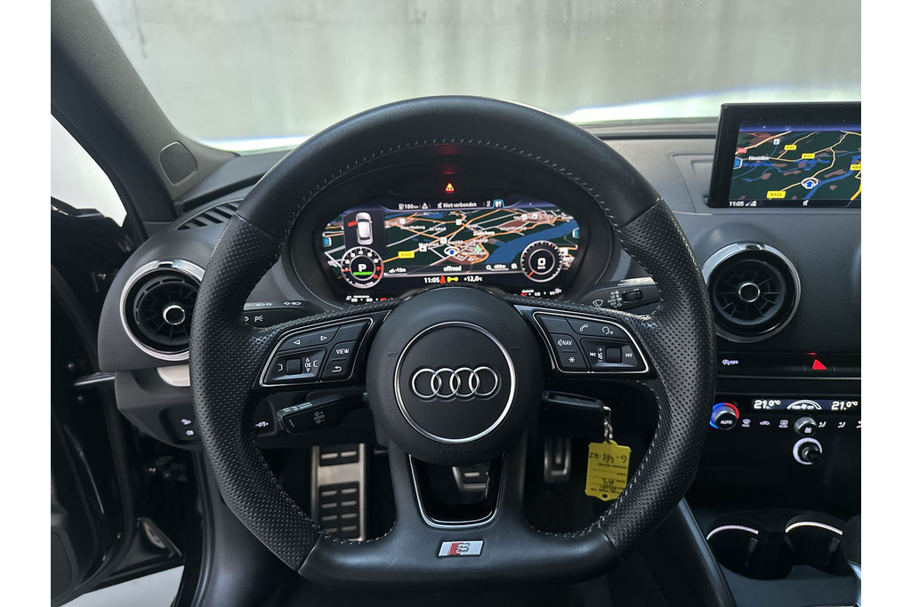 57150961-4.jpg