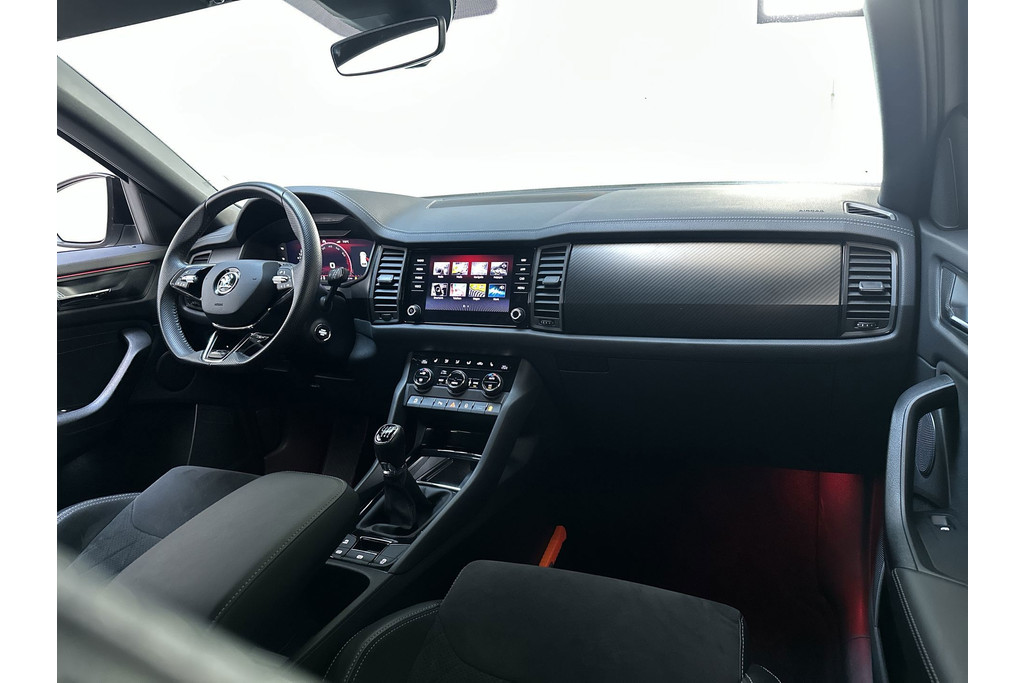 57175440-1.jpg