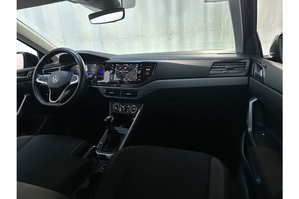 57369654-1.jpg