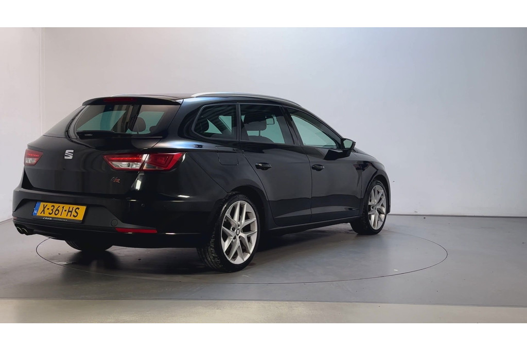 57564857-2.jpg