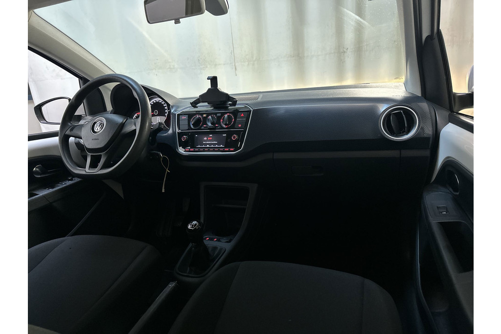 57573129-1.jpg